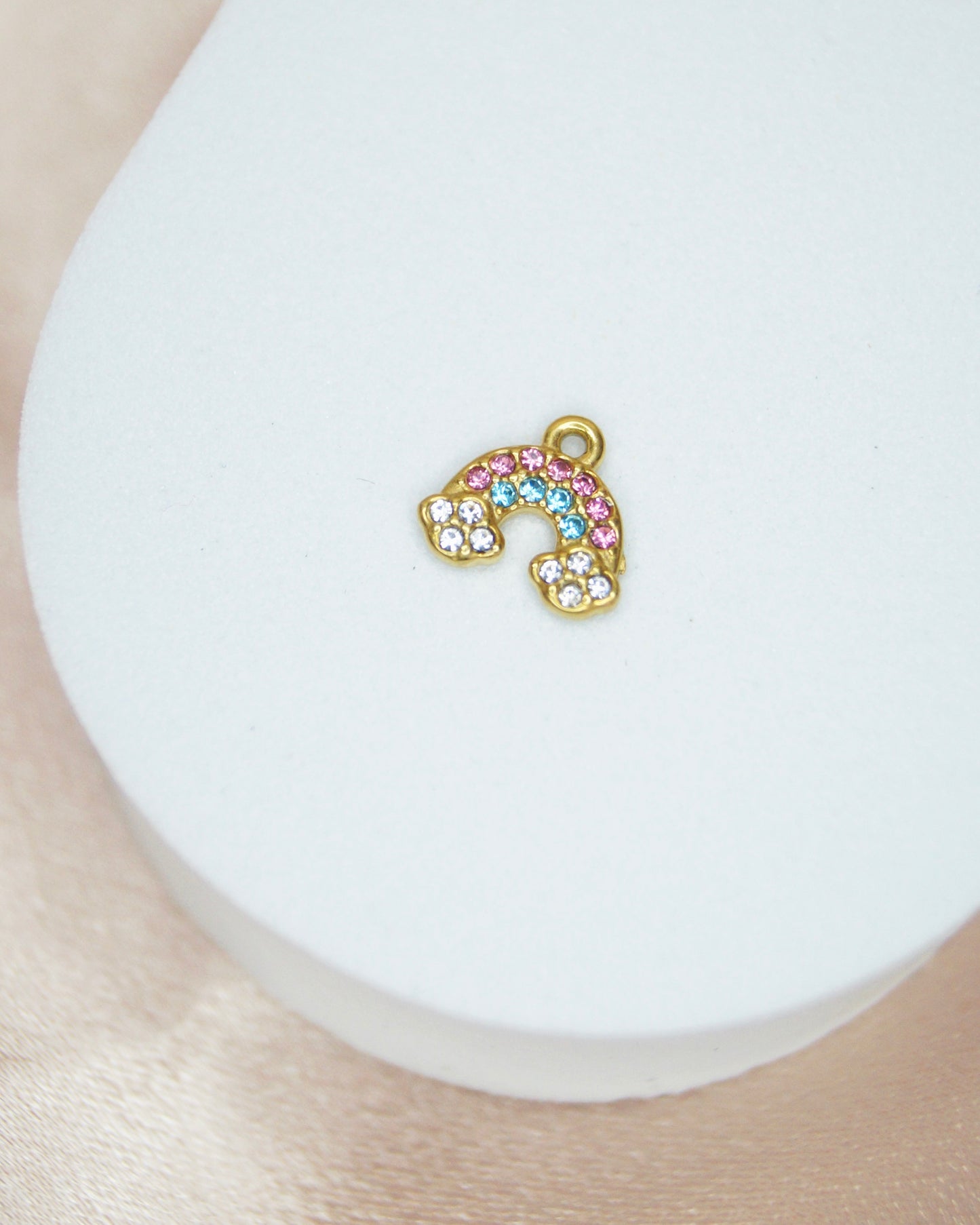 Petite breloque ARC EN CIEL