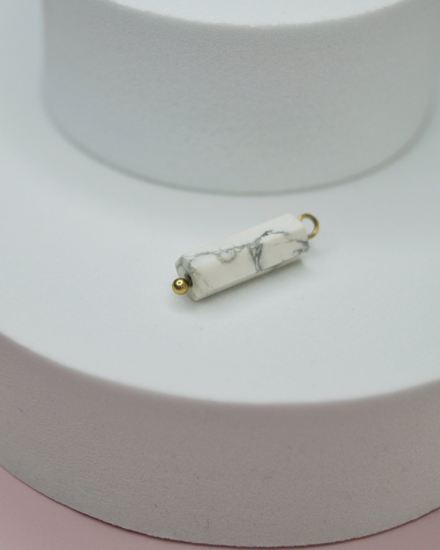 Breloque PERLE HOWLITE