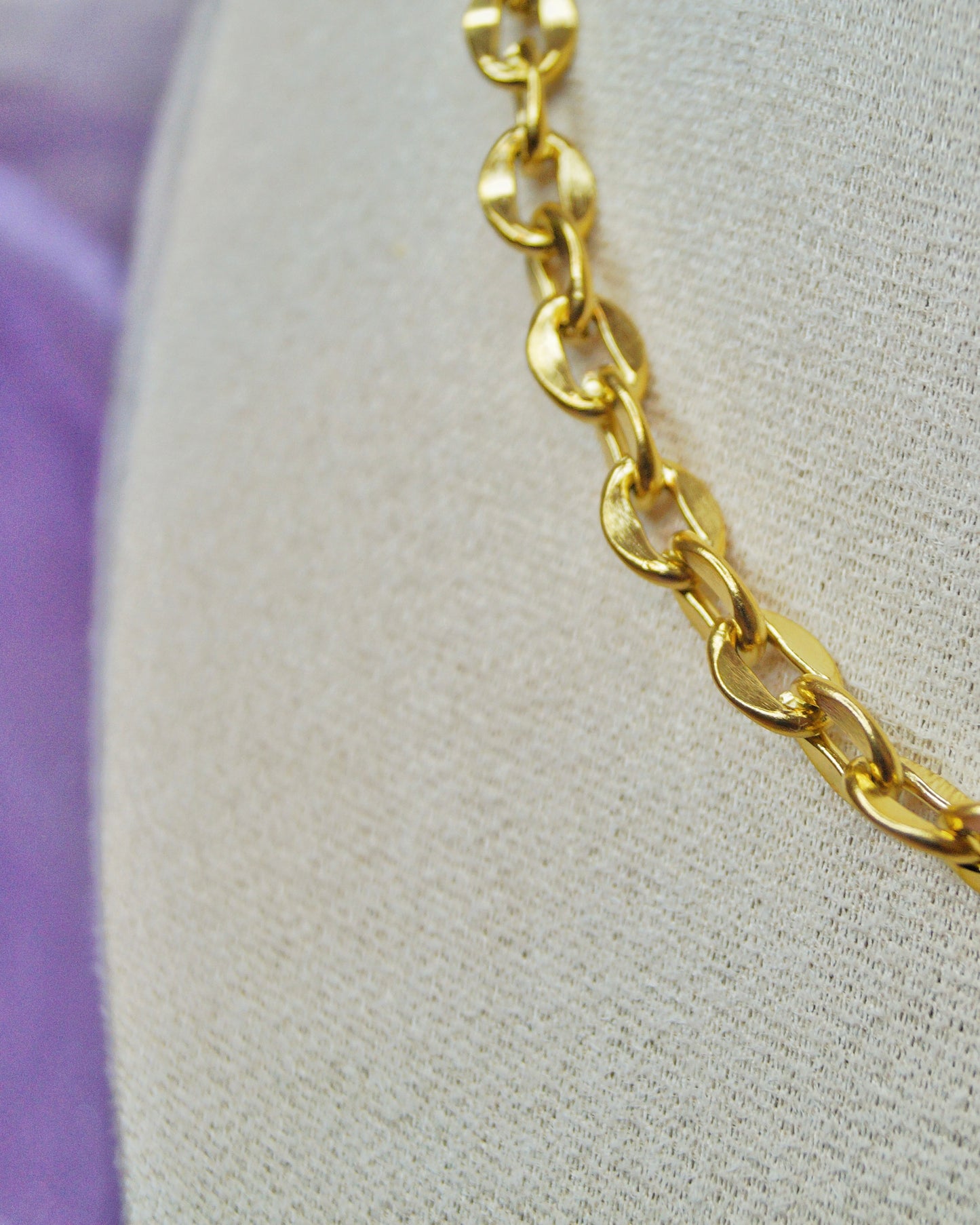 Collier personnalisable modèle LINEA (prix hors breloques)