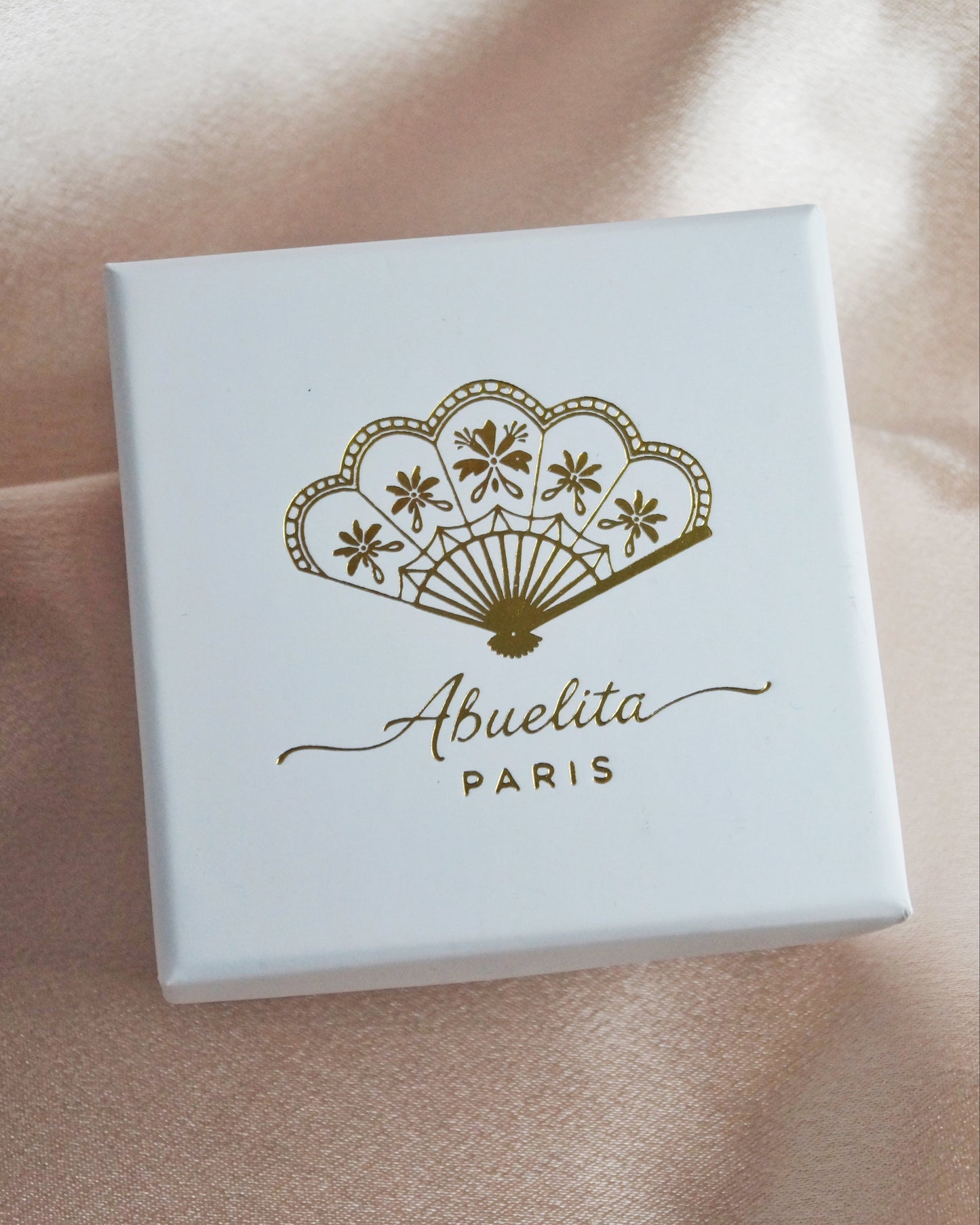 Boîte cadeaux Abuelita Paris