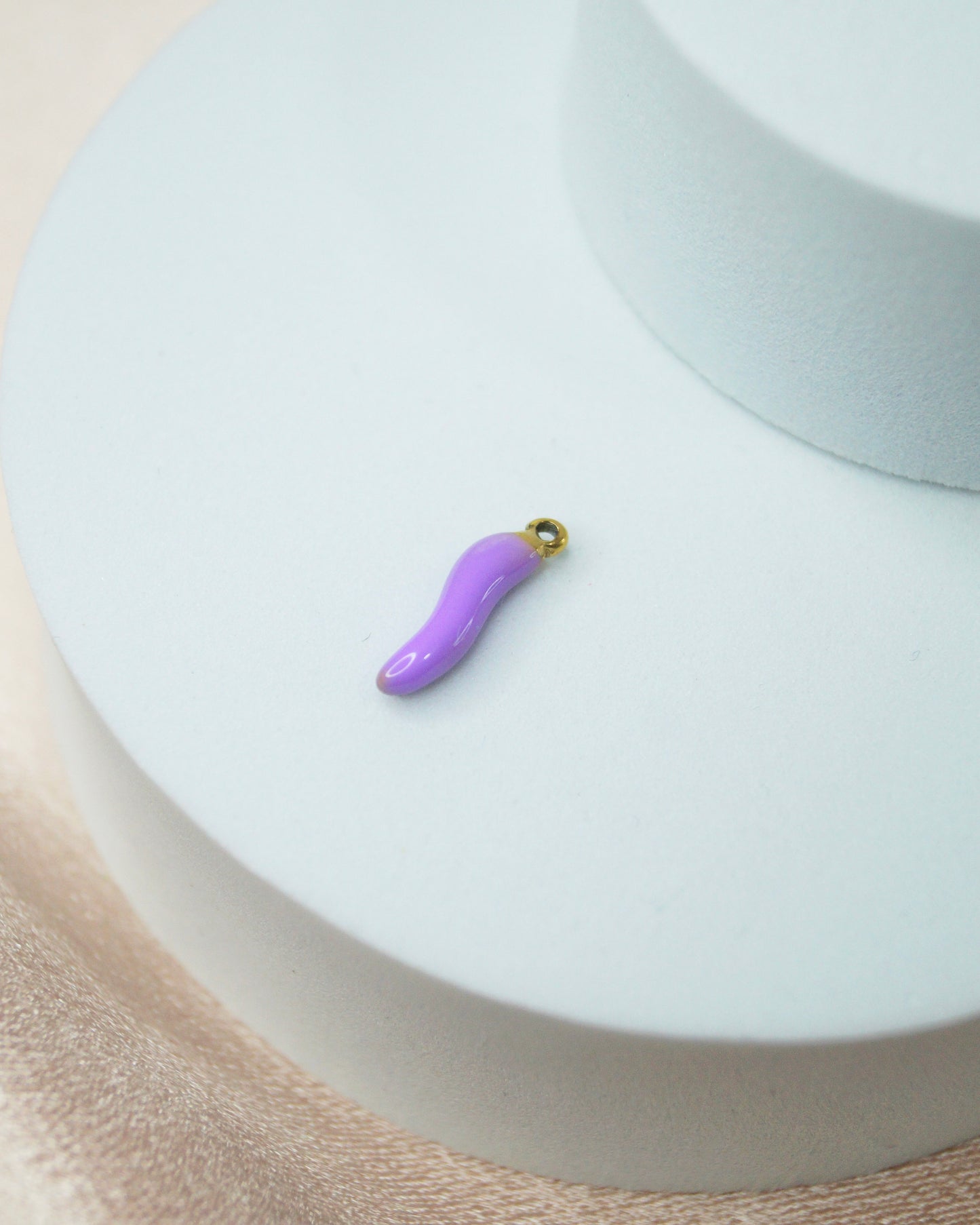 Breloque CORNE VIOLETTE