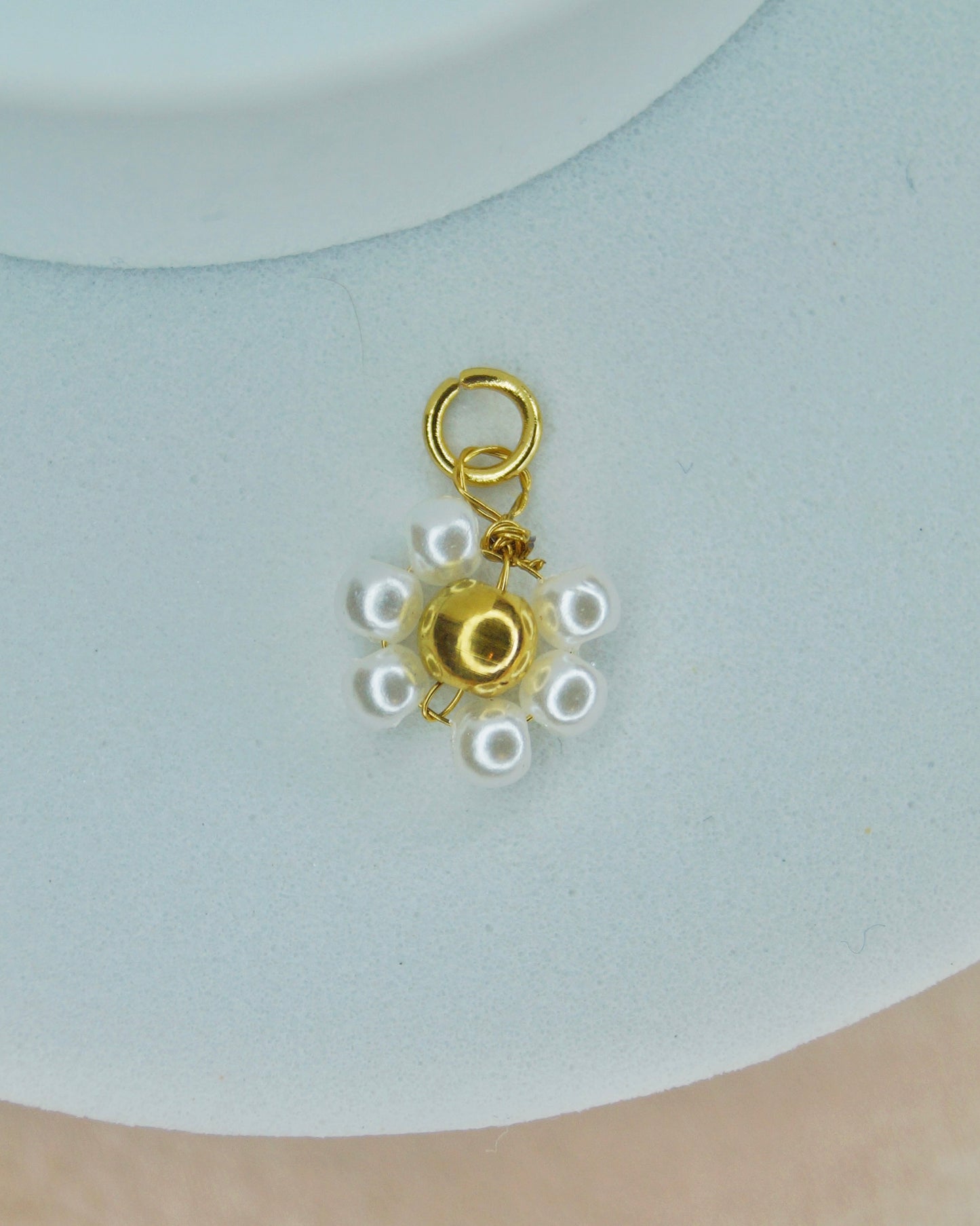 Breloque FLEUR BLANCHE