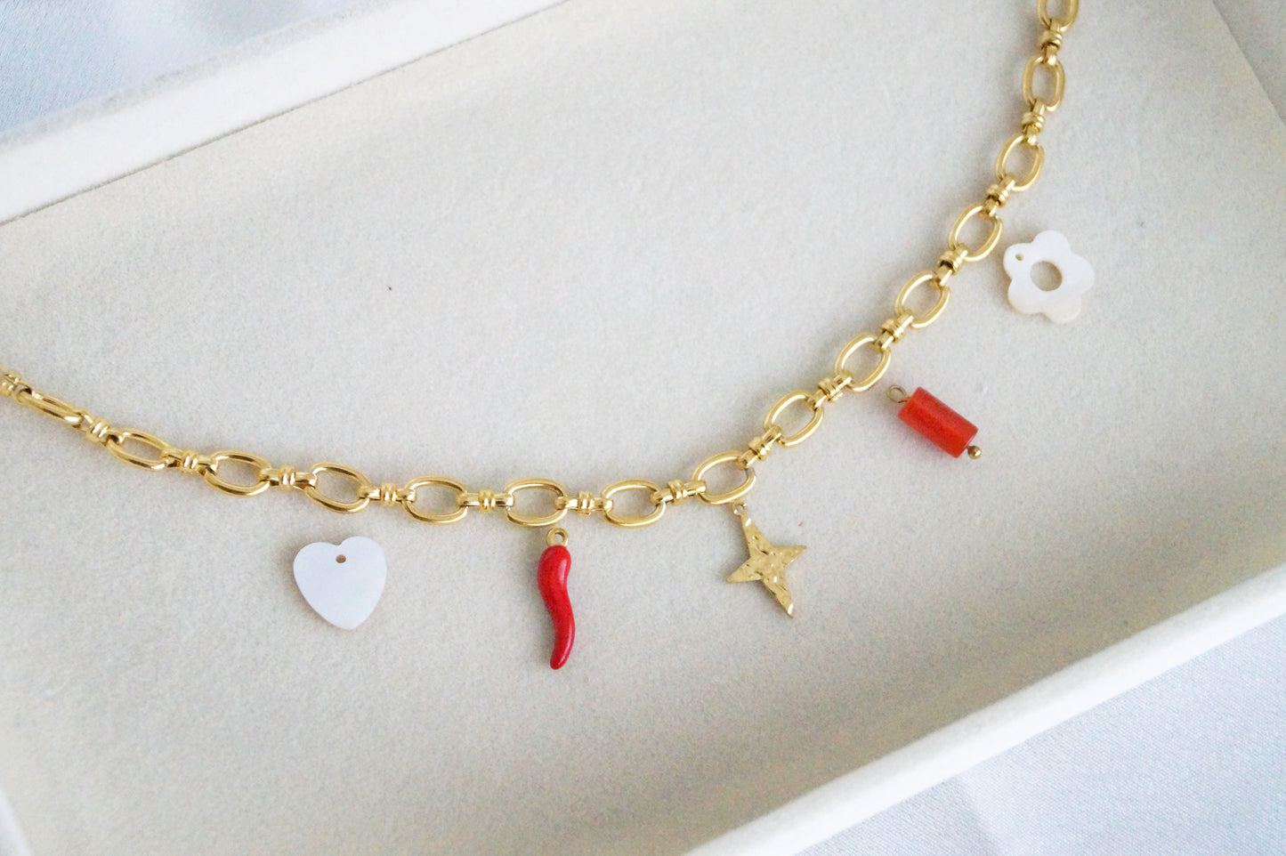 Breloque CORNE ROUGE